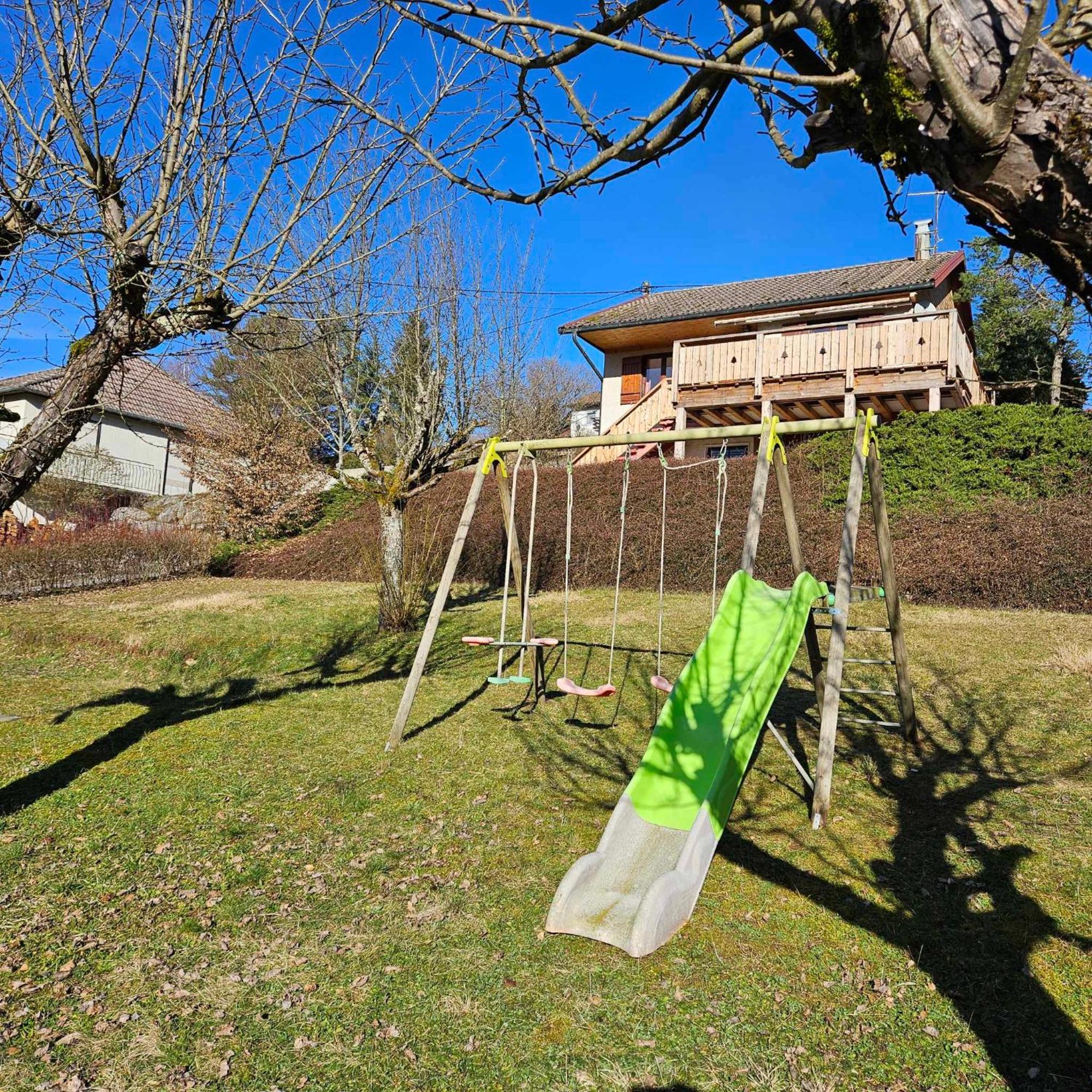 Le Refuge Du Herisson Doucier Exterior foto