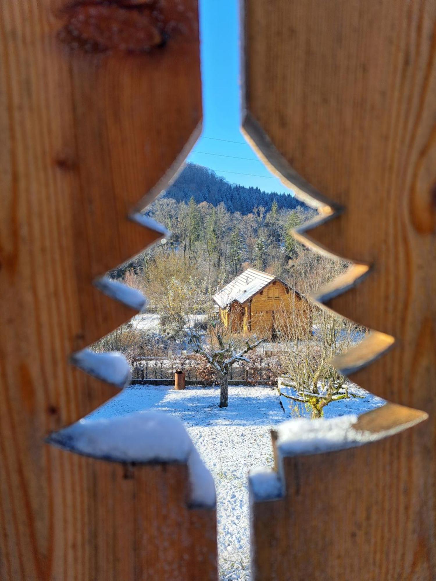 Le Refuge Du Herisson Doucier Exterior foto